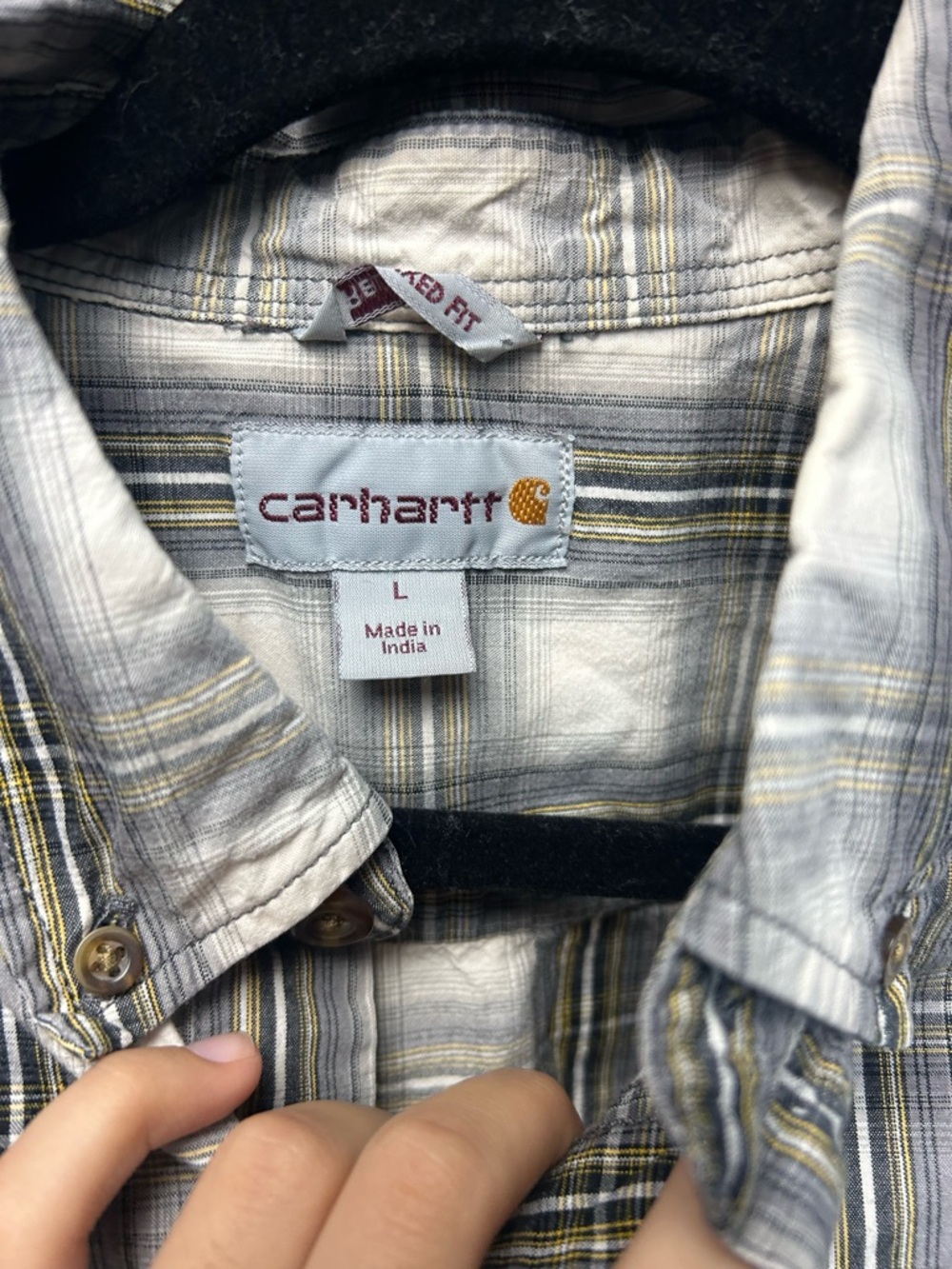 2 Carhart relaxed fit long sleeve flannels both sz L - Picture 3 of 6